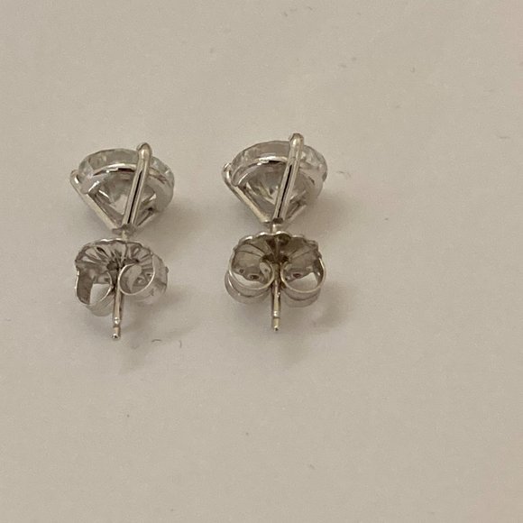 Certified 3 ct tw Moissanite Round Stud Earrings NEW - Picture 5 of 7